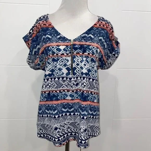 V neck blouse, blue and pink, nice condition - Picture 7 of 7